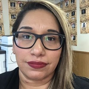 Meet your Posher, April